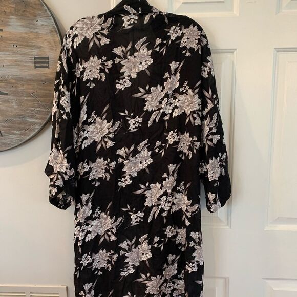 Spiritual Gangster Floral Robe One Size - Picture 4 of 4